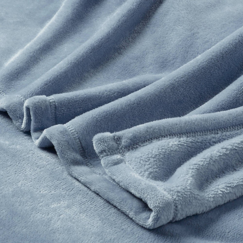Full/Queen Solid Plush Blanket Blue - Room Essentials