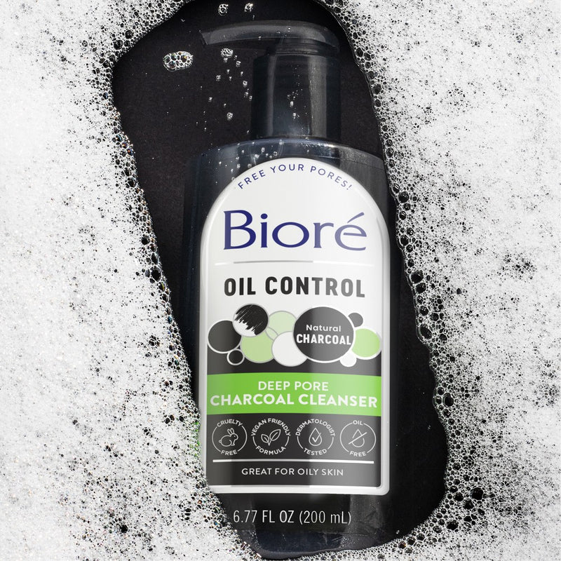 Biore Deep Pore Charcoal Daily Facial Cleanser For Dirt & Makeup Removal, For Oily Skin - Scented - 6.77 fl oz