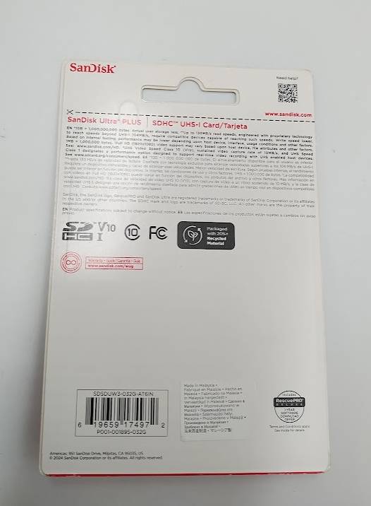 SanDisk Ultra PLUS 32GB SD Memory Card