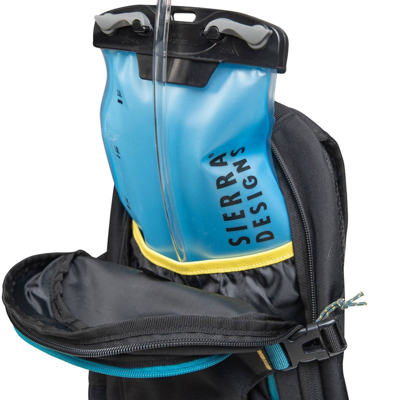 Sierra Designs Bear Peak 13L Hydration Pack - Black