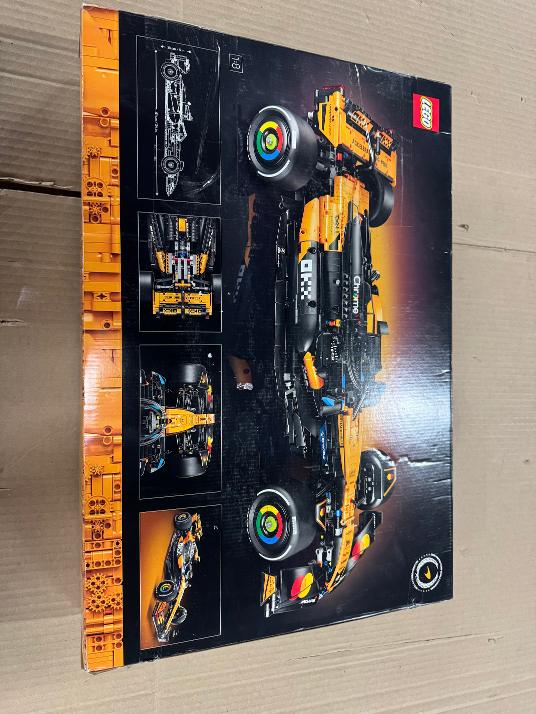 LEGO Technic McLaren MCL39 F1 Car Building Set - 42228 SEE DETAILS