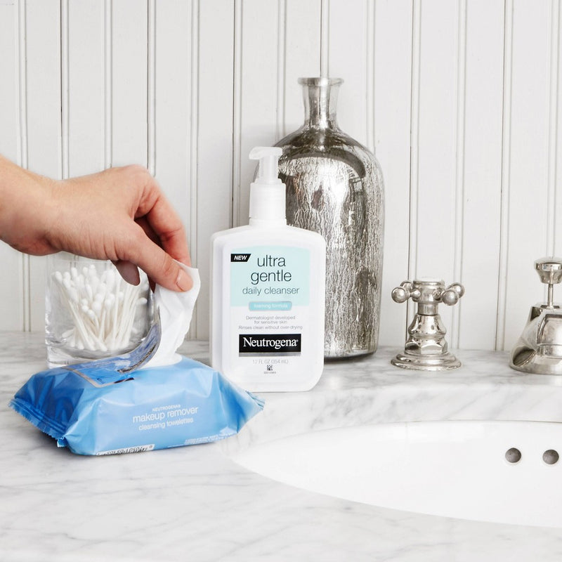 Neutrogena Oil Control Unscented Facial Cleansing Wipes - 50ct