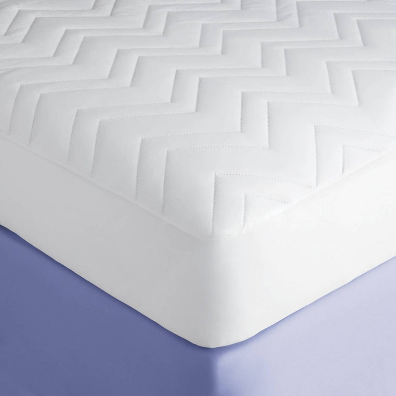 Twin/Twin XL Machine Washable Microfiber Mattress Pad - Room Essentials