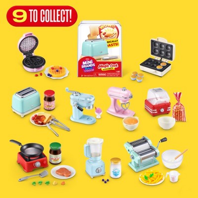 Mini Brands Magic Cook Kitchen Pasta Maker