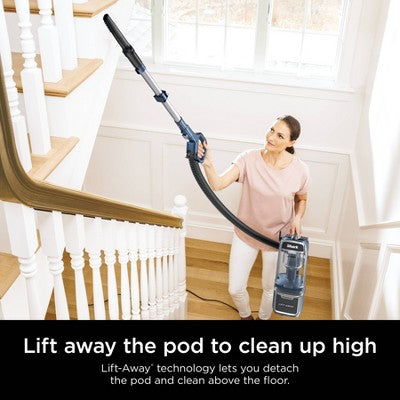 Shark Lift-Away with PowerFins HairPro and Odor Neutralizer Technology Upright Vacuum LA486 12" Cleaning Path (LOCAL PICKUP ONLY)
