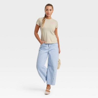 Women's Short Sleeve Pullover T-Shirt M