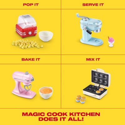 Mini Brands Magic Cook Kitchen Ice-Cream Maker