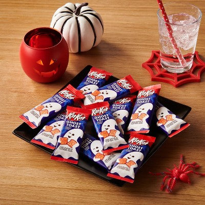Kit Kat Ghost Toast Halloween Candy Snack Size - 9.8oz BBD: 06/26