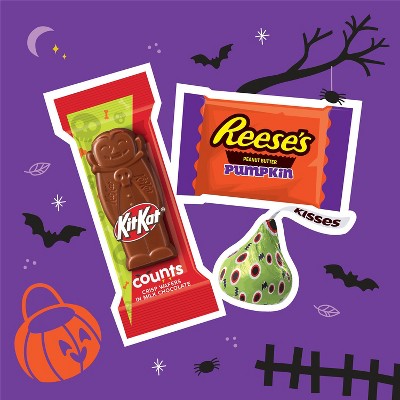 HERSHEY'S Milk Chocolate Assorted Trick or Treat Halloween Candy Coffin Gift Box - 29.04oz/94pc