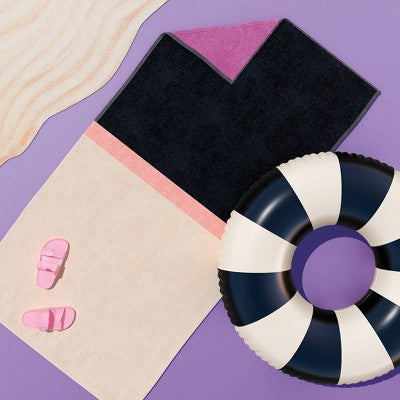 XL 'WOW' Reversible Beach Towel Black/Gray/Pink - Sun Squad