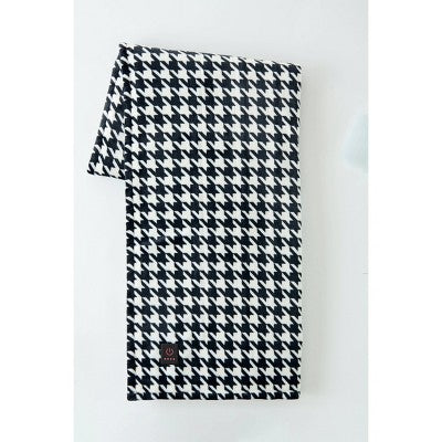 Brookstone Cozy Throw Houndstooth Printed Plush Black White