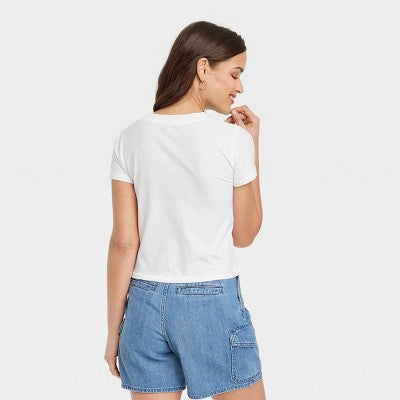 Women's Shrunken V-Neck T-Shirt Universal Thread White XS